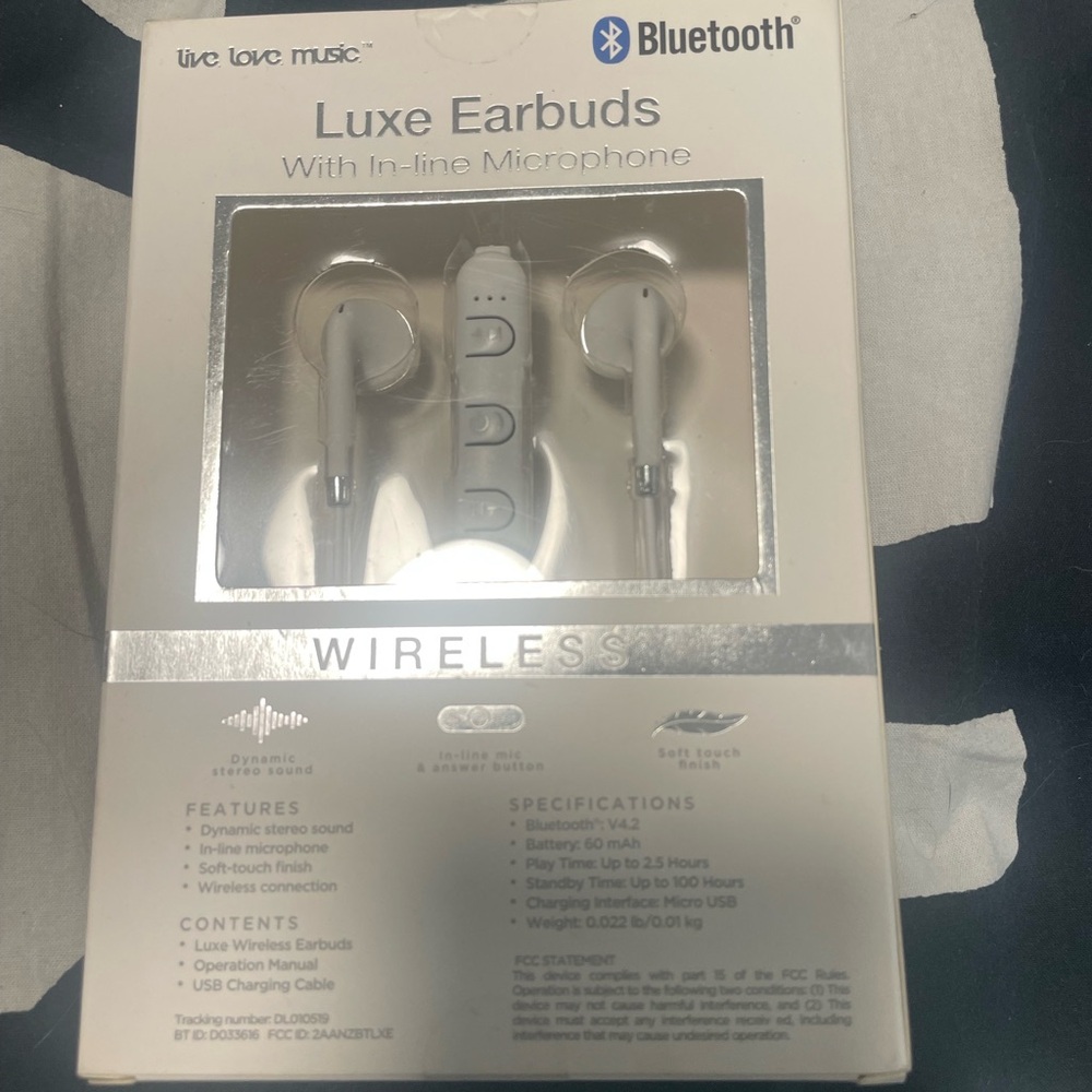 Luxe Wireless Earbuds with In-line Microphone - Silver